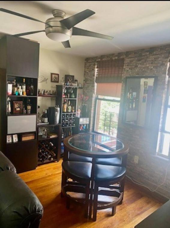 Large For 2 People Near Manhattan Accommodatie bij particulieren *